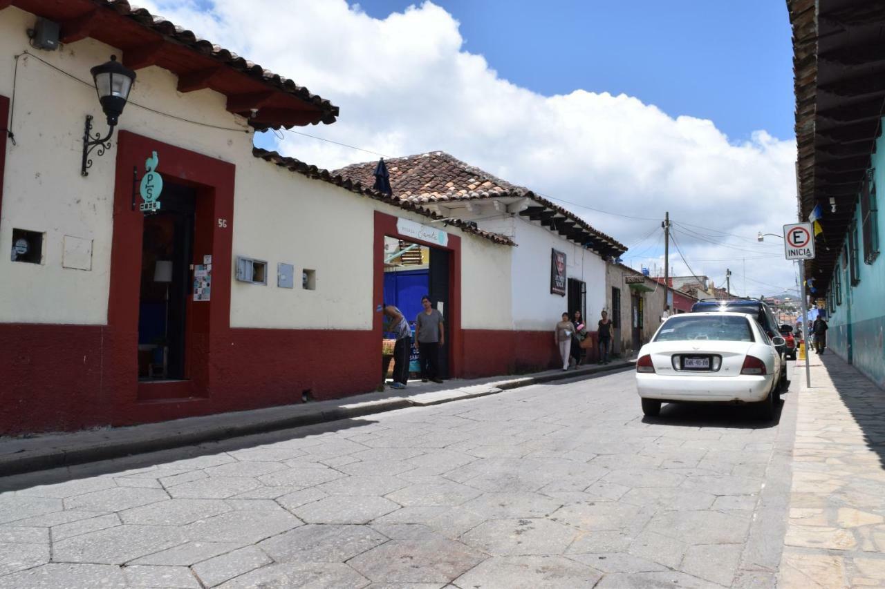 ホテル Posada Santa San Cristóbal de Las Casas エクステリア 写真